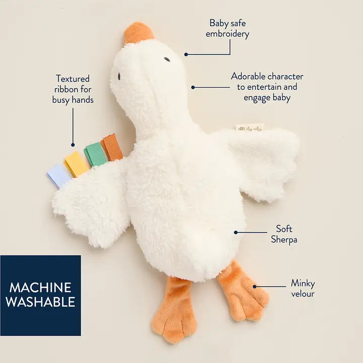 Itzy Huggable Goose