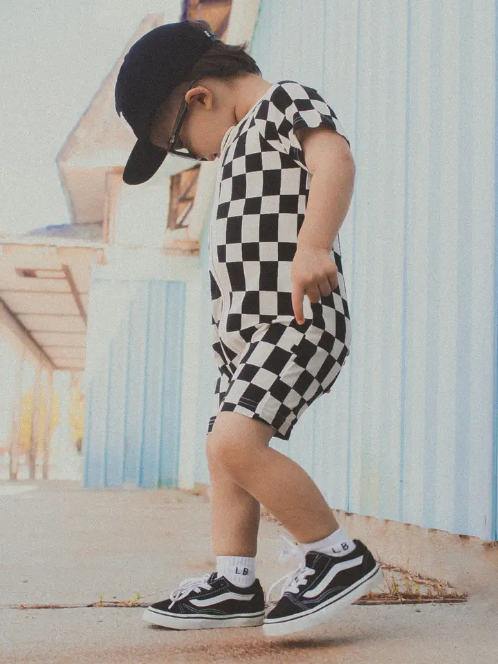 Checker Shorties Black