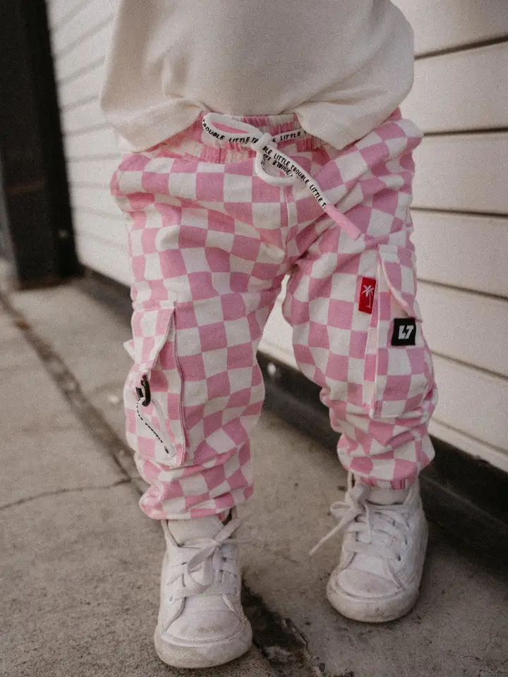Pink Checker Cargos